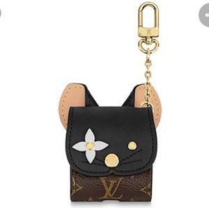 LV Cat Earpods Case